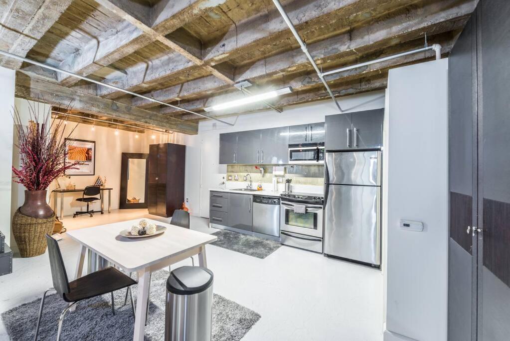 Newly Renovated 1Bdrm Loft Dtla And Rooftop Pool Los Ángeles Exterior foto