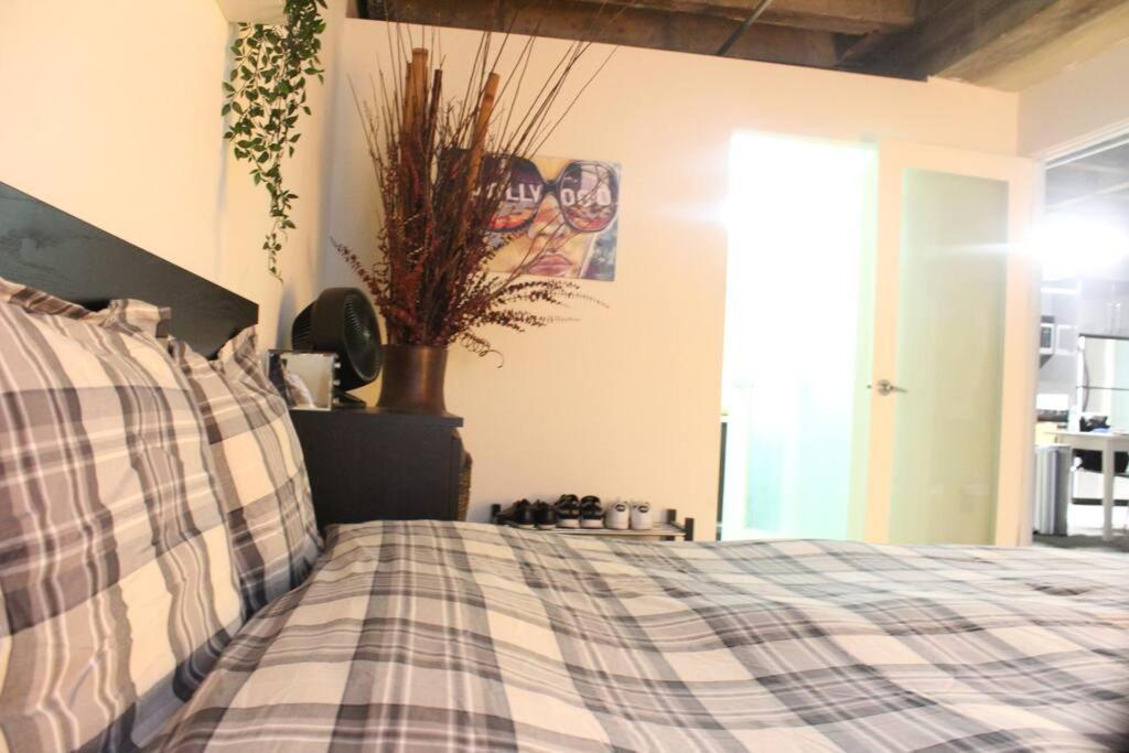 Newly Renovated 1Bdrm Loft Dtla And Rooftop Pool Los Ángeles Exterior foto
