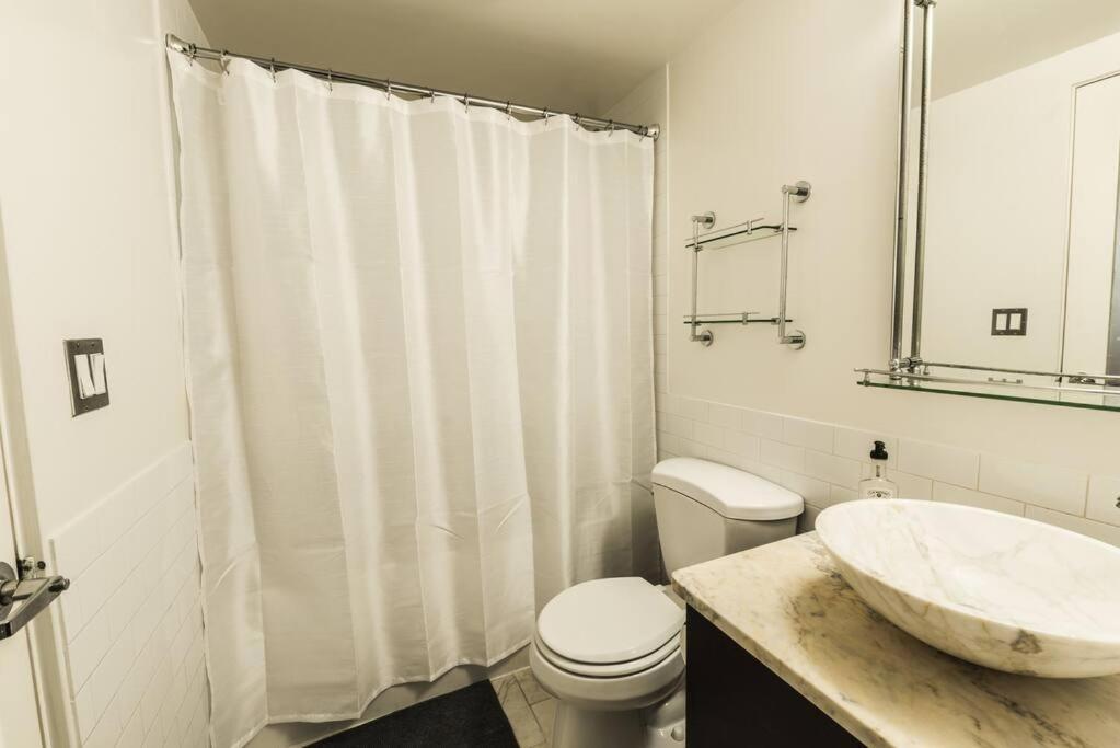 Newly Renovated 1Bdrm Loft Dtla And Rooftop Pool Los Ángeles Exterior foto